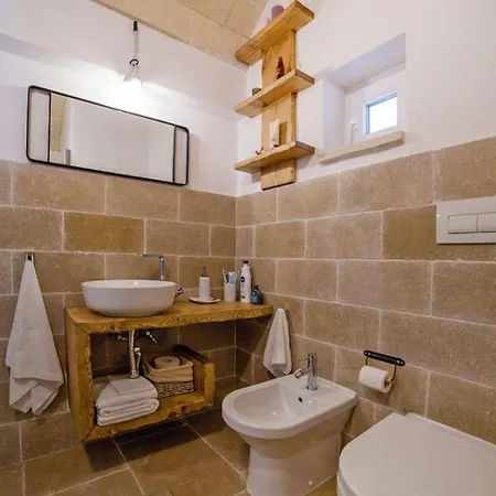 Trullo - Iap021010-u Ostuni